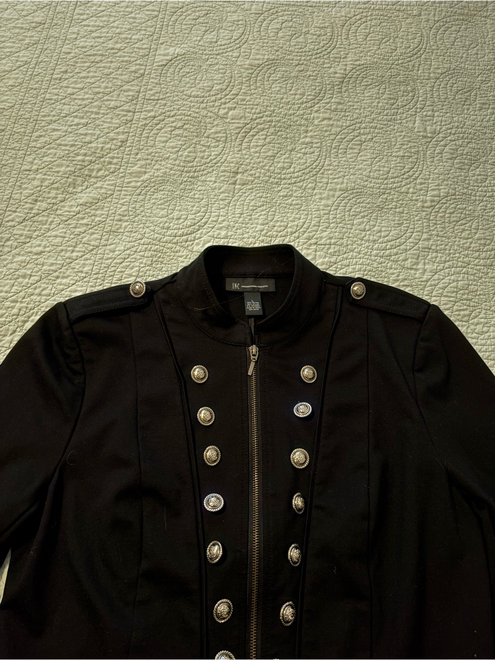 INC Military jacket. Size large. - Picture 4 of 10